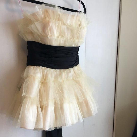 Betsey Johnson "Date Night" tulle peplum top 8 - Picture 2 of 5